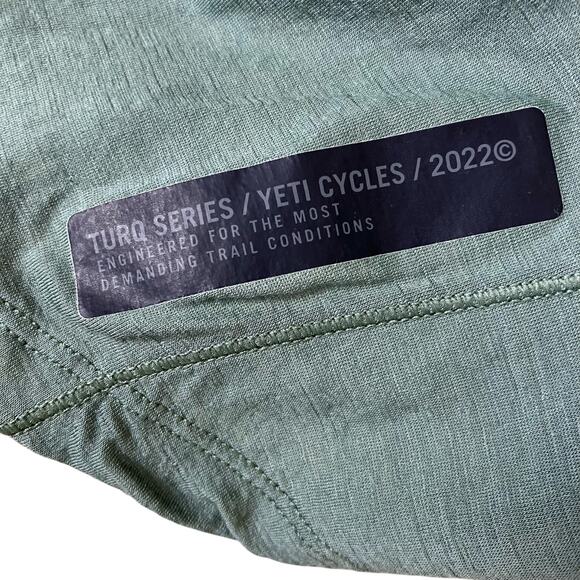 YETI Turq Mens Sz L Merino Blend Long-Sleeve Jersey Cycling Shirt Base Layer - Picture 8 of 16